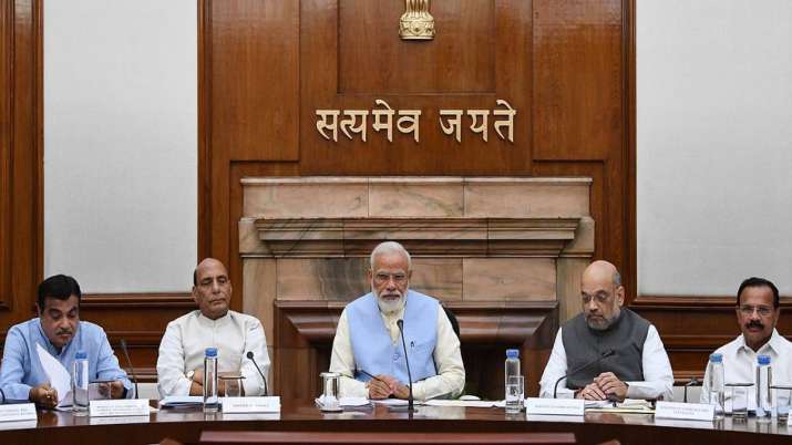 Cabinet eases FDI rules for single brand retail, OKs 100pc FDI in contract mfg,coal mining Cabinet eases FDI rules for single brand retail, OKs 100pc FDI in contract mfg,coal mining- India TV Paisa