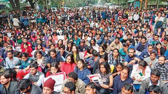 Delhi HC permits JNU election committee to declare... Delhi HC permits JNU election committee to declare...- India TV