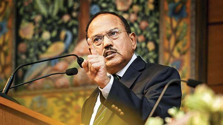 NSA अजित डोवल का बड़ा बयान, कहा-अनुच्छेद 370 पर ज्यादातक कश्मीरी हमारे साथ NSA अजित डोवल का बड़ा बयान, कहा-अनुच्छेद 370 पर ज्यादातक कश्मीरी हमारे साथ- India TV