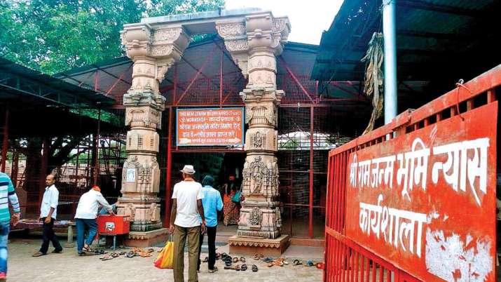 राम मंदिर पर दोबारा से मध्यस्थता की अपील, सुन्नी वक्फ बोर्ड ने कमेटी को लिखी चिट्ठी राम मंदिर पर दोबारा से मध्यस्थता की अपील, सुन्नी वक्फ बोर्ड ने कमेटी को लिखी चिट्ठी- India TV