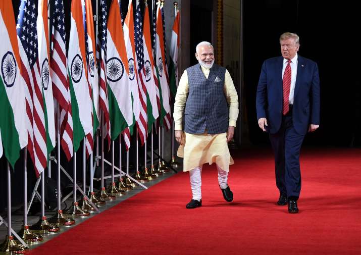ट्रंप की मुम्बई में बास्केटबाल प्रतियोगिता देखने की इच्छा से रोमांचक हुआ भारत में एनबीए का पदार्पण ट्रंप की मुम्बई में बास्केटबाल प्रतियोगिता देखने की इच्छा से रोमांचक हुआ भारत में एनबीए का पदार्पण - India TV