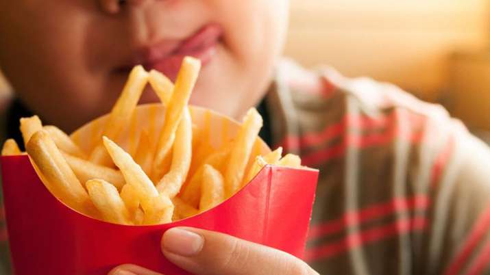 17 year old boy blind and deaf after eating bangers chips white bread 17 year old boy blind and deaf after eating bangers chips white bread - India TV