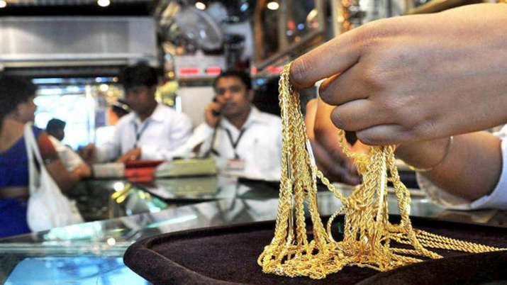 Investors happy with gold price rise, know how much rate has changed in last one month Investors happy with gold price rise, know how much rate has changed in last one month- India TV Paisa