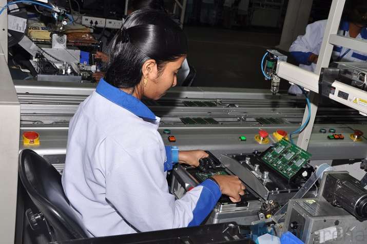 Manufacturing mobile phones for person with disabilities to be made mandatory Manufacturing mobile phones for person with disabilities to be made mandatory- India TV Paisa