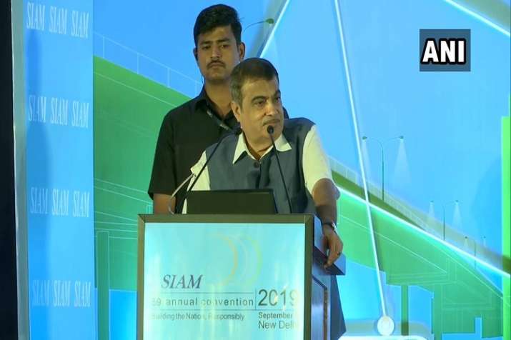 union road and transport minister Nitin Gadkari union road and transport minister Nitin Gadkari- India TV Paisa