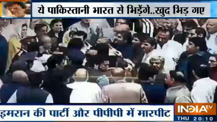 Shuffle between pakistani MPs inside parliament Shuffle between pakistani MPs inside parliament- India TV