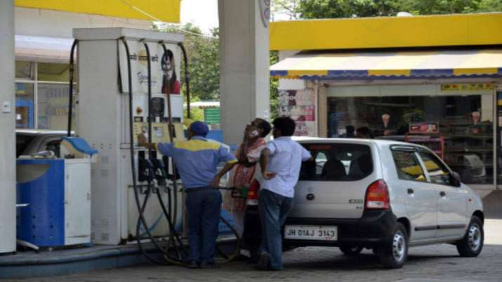Petrol, diesel prices may shoot up by Rs 5-6 a litre Petrol, diesel prices may shoot up by Rs 5-6 a litre- India TV Paisa