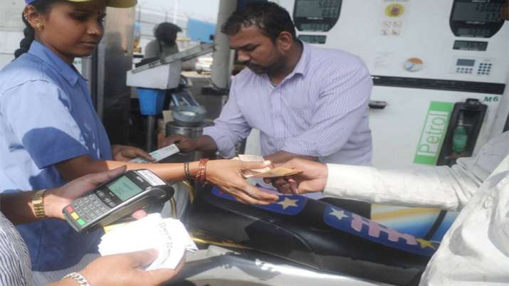 No more discounts on credit card payment at petrol pumps No more discounts on credit card payment at petrol pumps- India TV Paisa