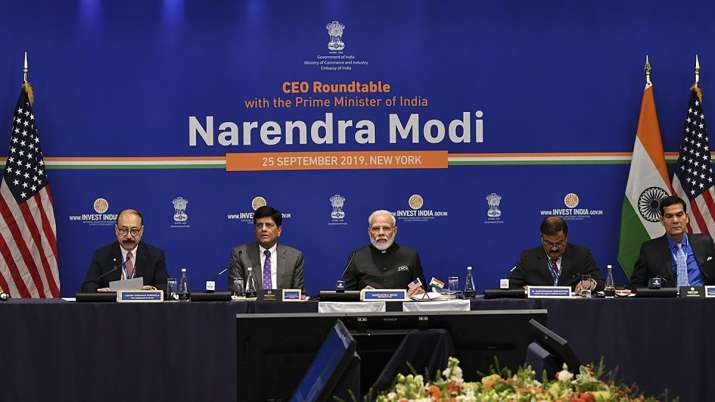 Prime Minister Narendra Modi and Union Railways Minister Piyush Goyal (2L) during a roundtable meeti Prime Minister Narendra Modi and Union Railways Minister Piyush Goyal (2L) during a roundtable meeti- India TV Paisa