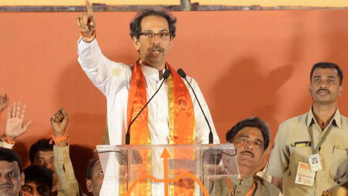 उद्धव ठाकरे ने की सावरकर को भारत रत्न देने की मांग, कहा-वो पीएम होते तो पाकिस्तान नहीं होता उद्धव ठाकरे ने की सावरकर को भारत रत्न देने की मांग, कहा-वो पीएम होते तो पाकिस्तान नहीं होता- India TV