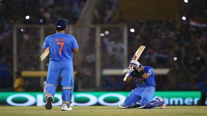 जब धोनी की वजह से मैच... जब धोनी की वजह से मैच...- India TV