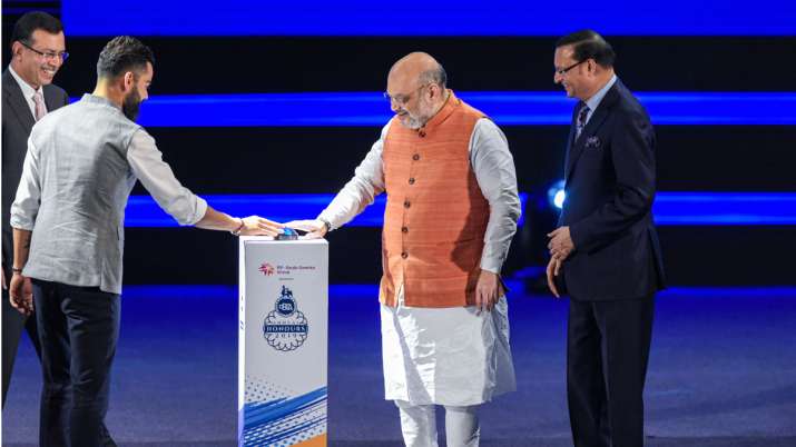 डीडीसीए ने फिरोजशाह कोटला का नाम बदलकर किया अरूण जेटली स्टेडियम, कोहली के नाम किया पवेलियन डीडीसीए ने फिरोजशाह कोटला का नाम बदलकर किया अरूण जेटली स्टेडियम, कोहली के नाम किया पवेलियन- India TV