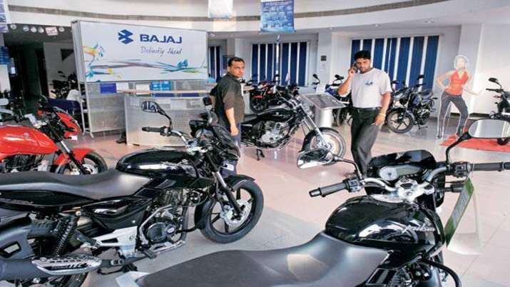 Bajaj Auto announces the most attractive festive offer ever Bajaj Auto announces the most attractive festive offer ever- India TV Paisa