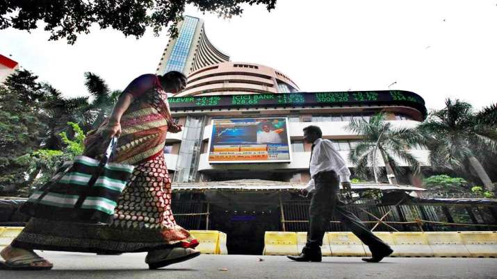 Sensex surges 645.97 points to finish at 38,177.95; Nifty closes above 11,300 Sensex surges 645.97 points to finish at 38,177.95; Nifty closes above 11,300- India TV Paisa