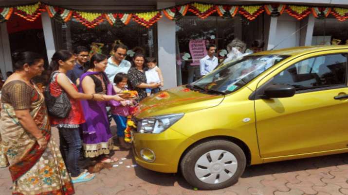 Hyundai, Kia, MG Motor deliver over 15k units on Dhanteras Hyundai, Kia, MG Motor deliver over 15k units on Dhanteras- India TV Paisa