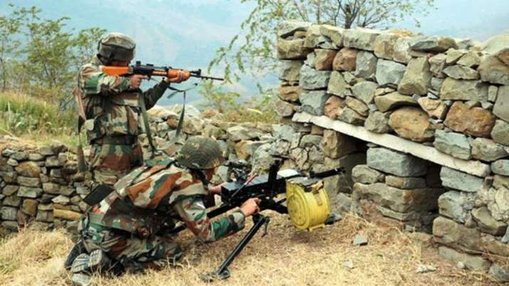 पाकिस्तान ने एक बार फिर किया सीजफायर का उल्लंघन, भारतीय जवान दे रहे मुंहतोड़ जवाब पाकिस्तान ने एक बार फिर किया सीजफायर का उल्लंघन, भारतीय जवान दे रहे मुंहतोड़ जवाब- India TV