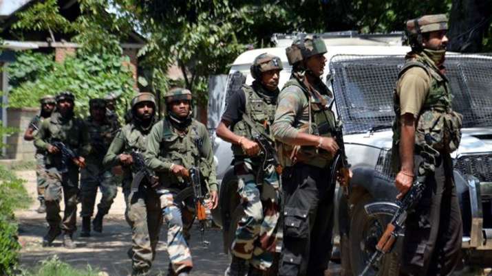 कांग्रेस नेता के भाई सहित 12 लोगों पर आतंकवादियों से संबंध होने का आरोप, मामला दर्ज कांग्रेस नेता के भाई सहित 12 लोगों पर आतंकवादियों से संबंध होने का आरोप, मामला दर्ज- India TV