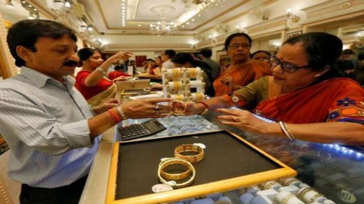 100 kilograms of gold, 600 kg of silver purchased in Ibja Muhurta trading 100 kilograms of gold, 600 kg of silver purchased in Ibja Muhurta trading- India TV Paisa