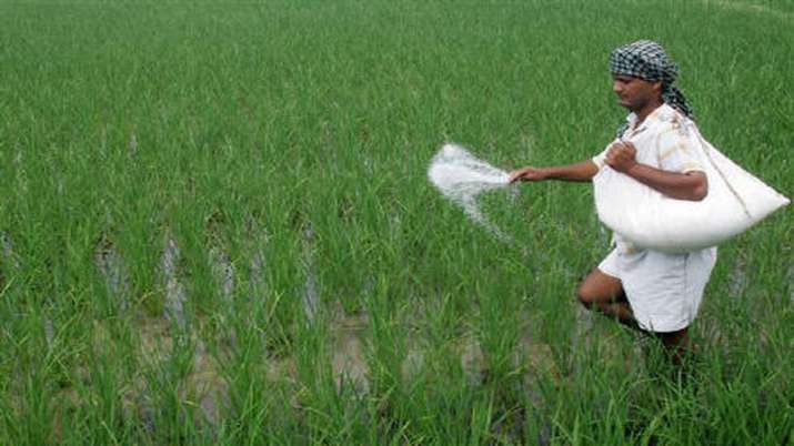 IFFCO reduces retail prices of non-urea fertilisers by Rs 50/bag IFFCO reduces retail prices of non-urea fertilisers by Rs 50/bag - India TV Paisa