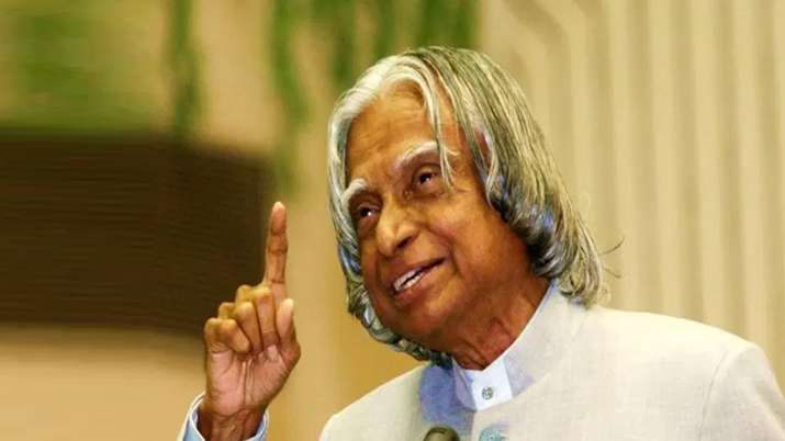 जन्मदिन विशेष: एपीजे अब्दुल कलाम नहीं कर पाए अपना एक सपना पूरा, जानिये क्या था वो जन्मदिन विशेष: एपीजे अब्दुल कलाम नहीं कर पाए अपना एक सपना पूरा, जानिये क्या था वो- India TV
