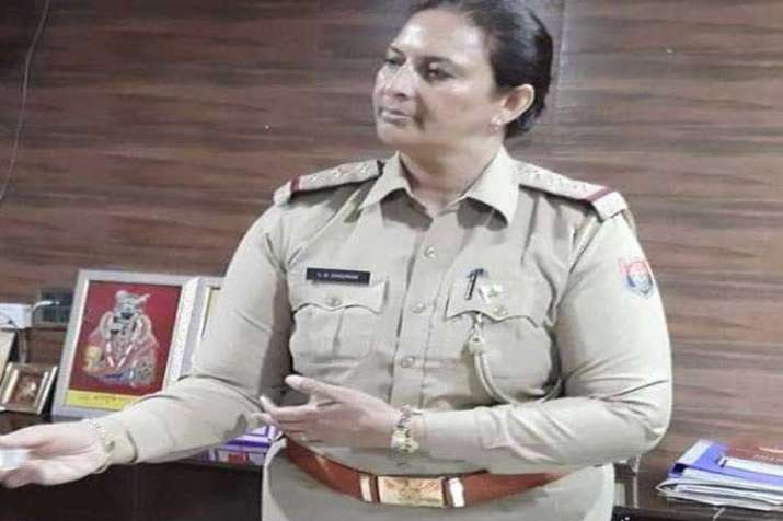 गाजियाबाद: 'लूट' के... गाजियाबाद: 'लूट' के...- India TV