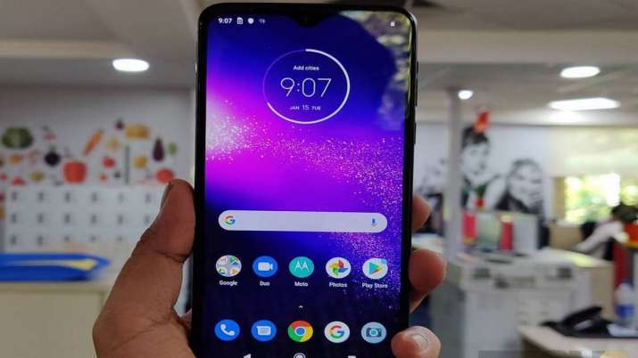 Motorola One Macro launched in India for Rs 9,999 Motorola One Macro launched in India for Rs 9,999- India TV Paisa