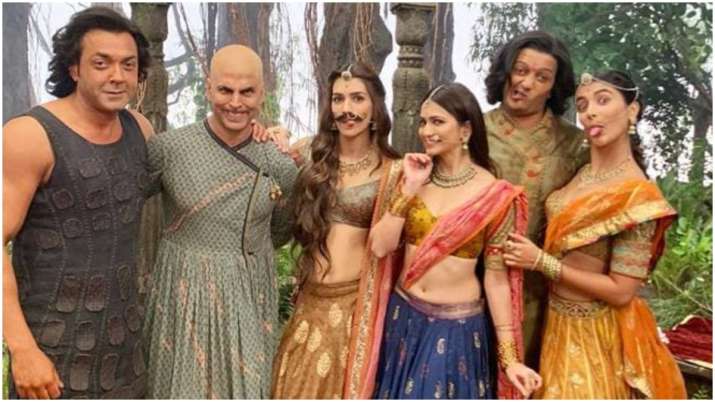 Housefull 4 Day 2 Box office Collection Housefull 4 Day 2 Box office Collection- India TV