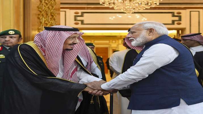 Prime Minister Narendra Modi meets H.M. King Salman bin Abdulaziz Al Saud in Riyadh, Saudi Arabia on Prime Minister Narendra Modi meets H.M. King Salman bin Abdulaziz Al Saud in Riyadh, Saudi Arabia on- India TV Paisa