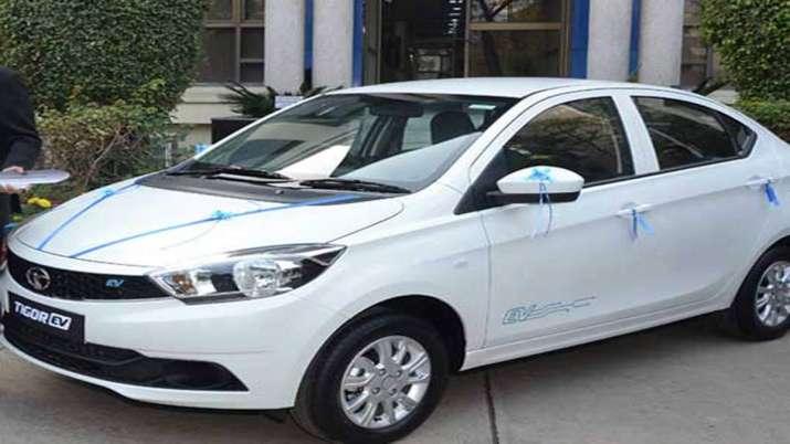 Tata Motors launches Tigor EV with extended range at Rs 944,000 Tata Motors launches Tigor EV with extended range at Rs 944,000- India TV Paisa
