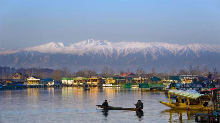 Tourists can visit Kashmir from Today as Administration withdraws advisory Tourists can visit Kashmir from Today as Administration withdraws advisory- India TV