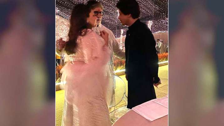Amitabh Bachchan, Shah Rukh Khan, Gauri Khan Amitabh Bachchan, Shah Rukh Khan, Gauri Khan- India TV