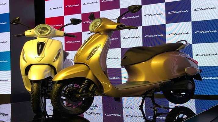 Bajaj's Chetak e-scooter will be commercially launched in January Bajaj's Chetak e-scooter will be commercially launched in January- India TV Paisa