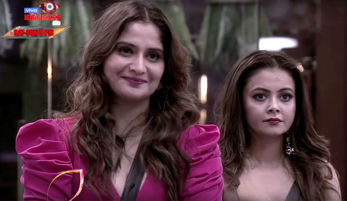 Bigg Boss 13 Weekend Ka Vaar With Salman Khan Bigg Boss 13 Weekend Ka Vaar With Salman Khan- India TV