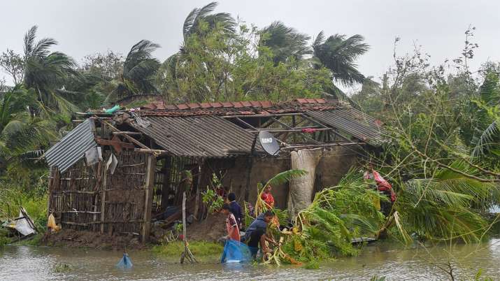 Bangladesh, Bangladesh Cyclone Bulbul, Cyclone Bulbul, Cyclone Bulbul Death Bangladesh, Bangladesh Cyclone Bulbul, Cyclone Bulbul, Cyclone Bulbul Death- India TV