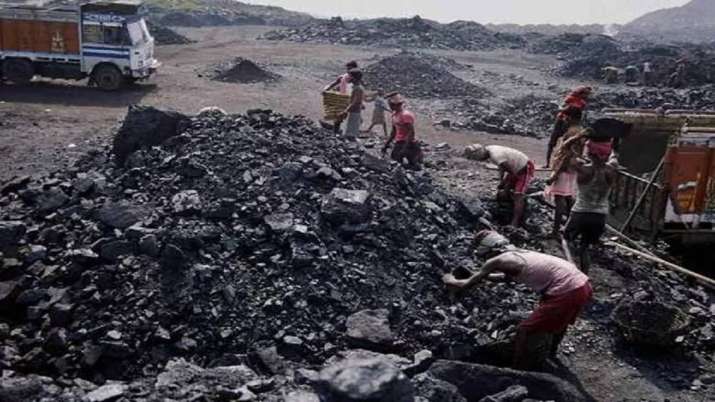 Coal Production । File Photo Coal Production । File Photo- India TV Paisa
