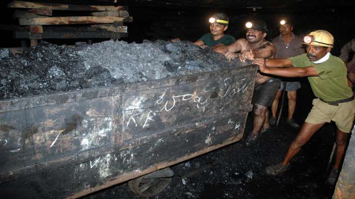 coal mine workers coal mine workers- India TV Paisa