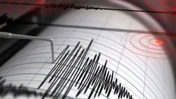 Tremors felt in parts of Delhi Tremors felt in parts of Delhi- India TV