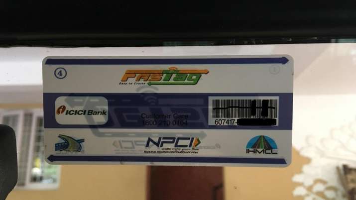 Govt extends mandatory FASTag roll-out date to Dec 15; free FASTags till Dec 15 Govt extends mandatory FASTag roll-out date to Dec 15; free FASTags till Dec 15 - India TV Paisa