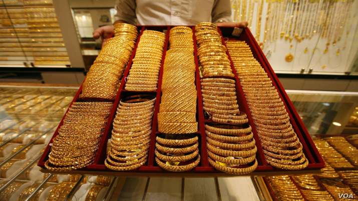 Gold rises Rs 118 on global cues, rupee depreciation Gold rises Rs 118 on global cues, rupee depreciation- India TV Paisa