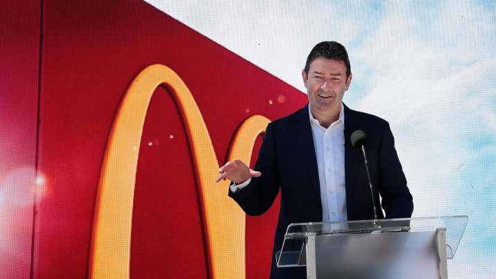 Mcdonald's Ceo Steve Easterbrook Oust Over Consensual Relationship With Employee Mcdonald's Ceo Steve Easterbrook Oust Over Consensual Relationship With Employee- India TV Paisa