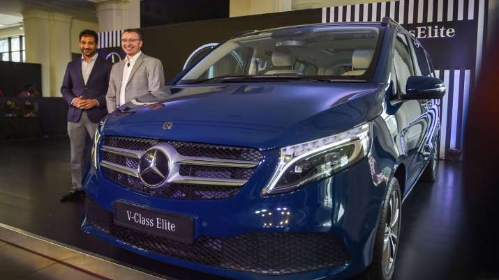 Mercedes-Benz rolls out V-Class Elite at Rs 1.10 cr Mercedes-Benz rolls out V-Class Elite at Rs 1.10 cr- India TV Paisa