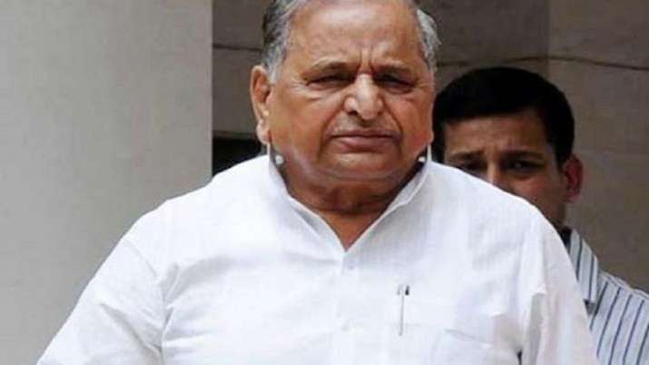 Mulayam Singh Yadav admitted to SGPGI, Lucknow. Mulayam Singh Yadav admitted to SGPGI, Lucknow.- India TV