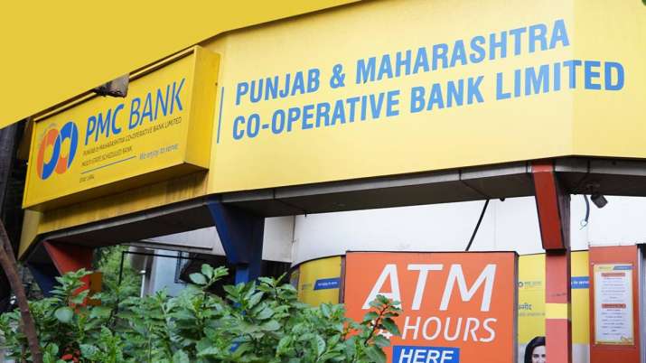 huge relief to PMC Bank depositors, RBI increases withdrawal limit to Rs 50,000 huge relief to PMC Bank depositors, RBI increases withdrawal limit to Rs 50,000- India TV Paisa