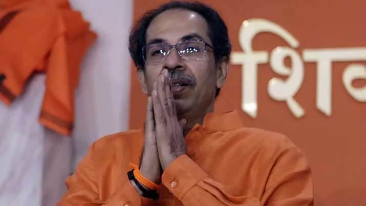महाराष्ट्र में सरकार के लिए छलका शिवसेना का नेहरू प्रेम, बीजेपी पर लागाया बड़ा आरोप महाराष्ट्र में सरकार के लिए छलका शिवसेना का नेहरू प्रेम, बीजेपी पर लागाया बड़ा आरोप- India TV