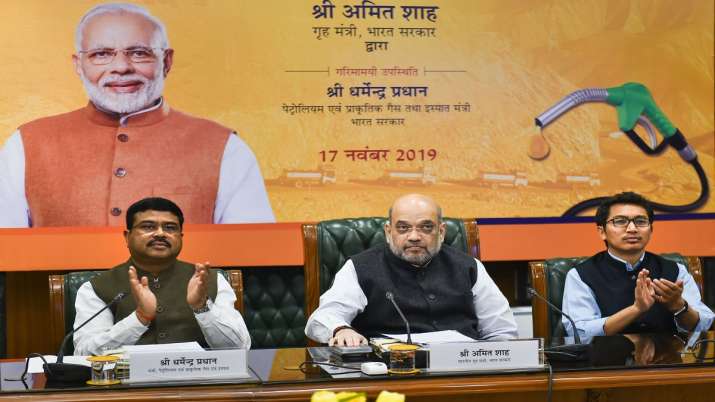 Union Home Minister Amit Shah with Petroleum Minister Dharmendra Pradhan and Ladakh MP Jamyang Tseri Union Home Minister Amit Shah with Petroleum Minister Dharmendra Pradhan and Ladakh MP Jamyang Tseri- India TV Paisa