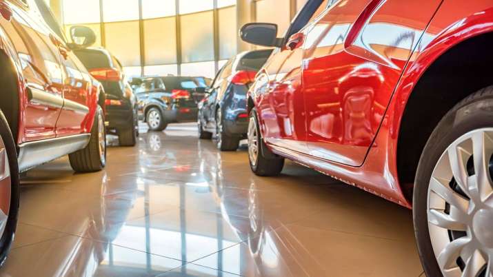 Passenger vehicle sales slip again into negative territory in November Passenger vehicle sales slip again into negative territory in November- India TV Paisa