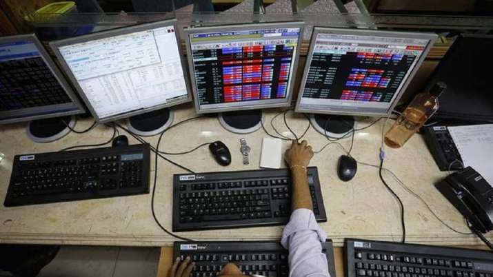 Sensex drops 247.55 points to end at 40,239.88; Nifty closes below 11,900 Sensex drops 247.55 points to end at 40,239.88; Nifty closes below 11,900- India TV Paisa