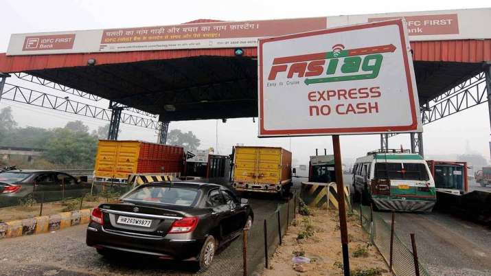 Govt starts pilot project for using FASTag for parking, Paytm Payments Bank issued 6 lakh FASTags in Govt starts pilot project for using FASTag for parking, Paytm Payments Bank issued 6 lakh FASTags in- India TV Paisa