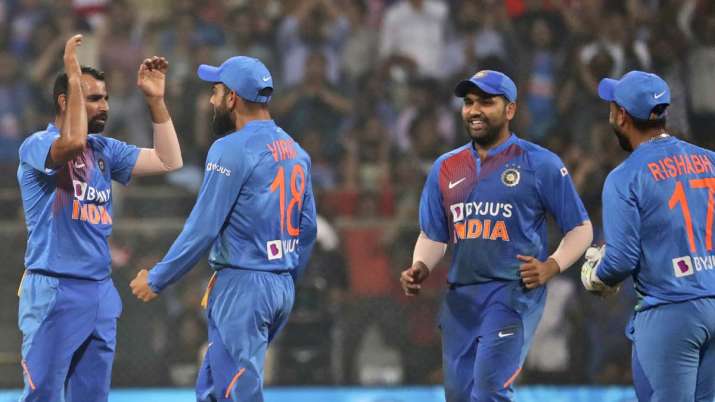 भारत को बड़े... भारत को बड़े...- India TV