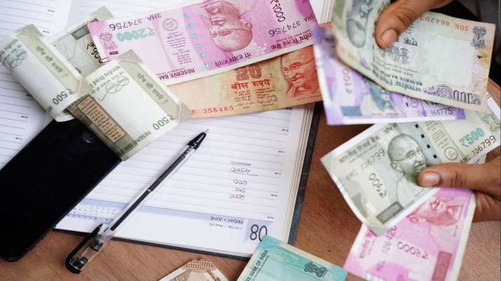 Aadhaar mandatory for getting PM-Kisan benefits from Dec onwards Aadhaar mandatory for getting PM-Kisan benefits from Dec onwards- India TV Paisa
